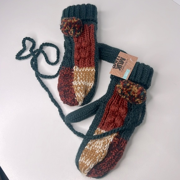 MUK LUKS Women's Patchwork Mitten Accessories blue spruce new - Picture 4 of 10